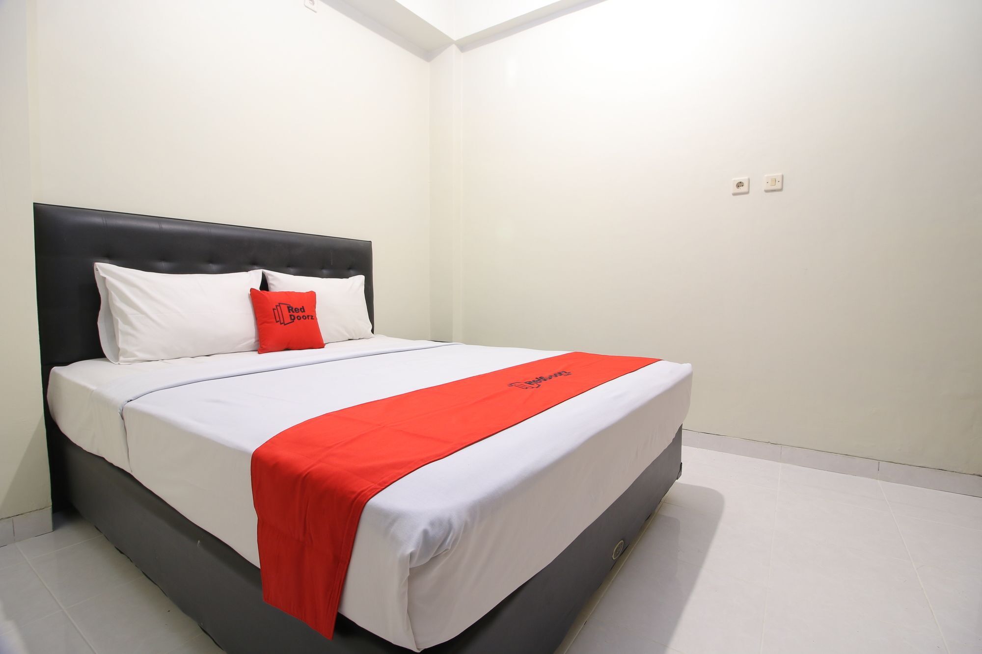 Reddoorz Plus Near Universitas Negeri Yogyakarta Exteriér fotografie