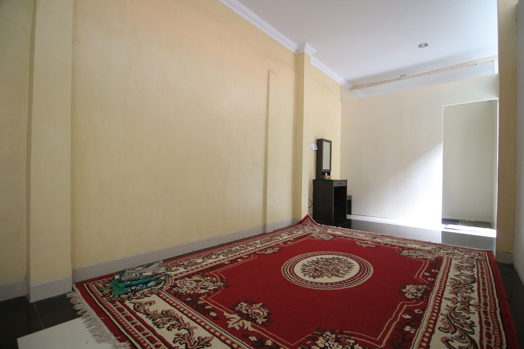 Reddoorz Plus Near Universitas Negeri Yogyakarta Exteriér fotografie